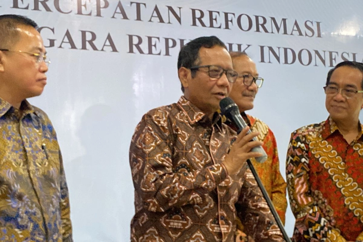 Mahfud MD Sebut 4 Masalah Struktural yang Dibahas Komisi Reformasi Polri