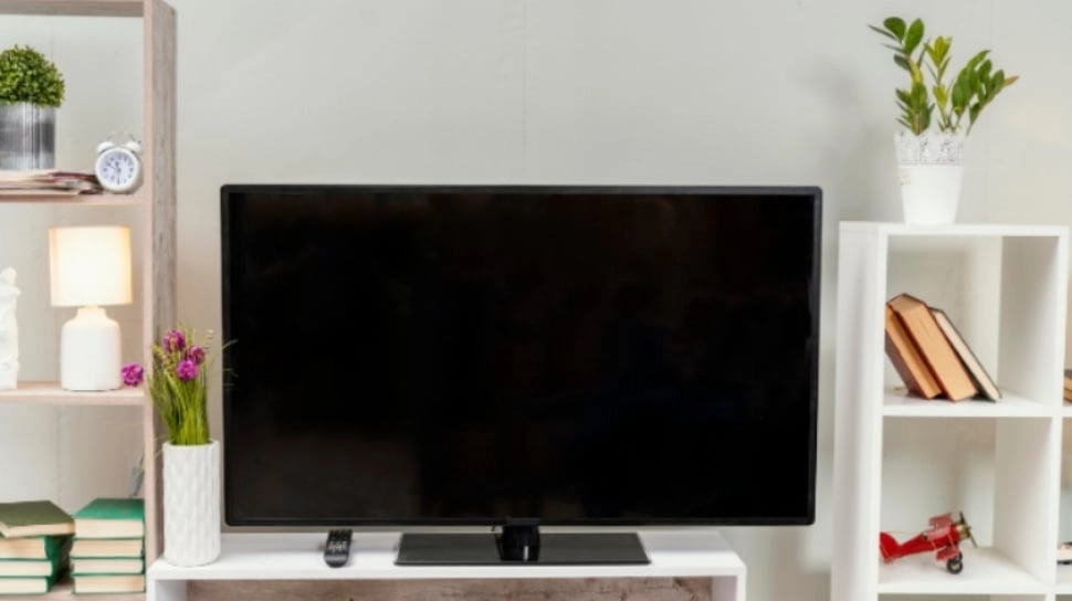 5 Smart TV 43 Inci Full HD Paling Murah, Watt Rendah Nyaman Buat Nonton