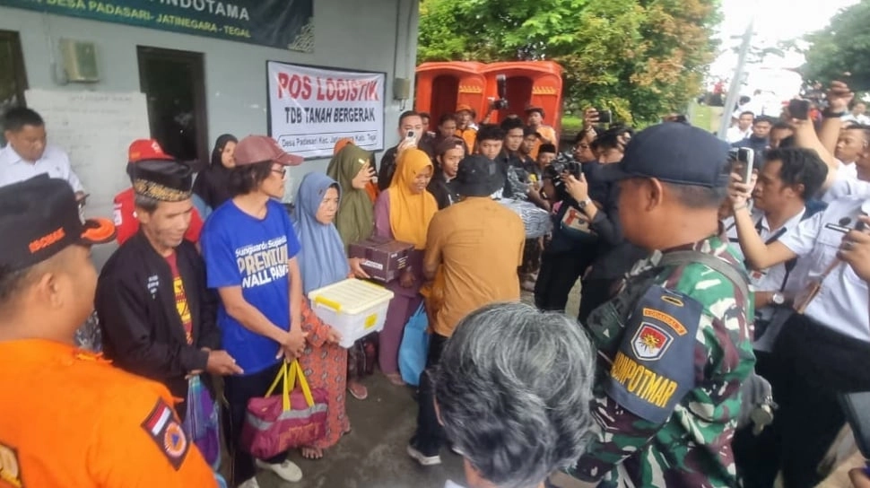 Respons Cepat Kemensos, Bantuan dan Dapur Umum Disiapkan untuk Korban Bencana di Tegal