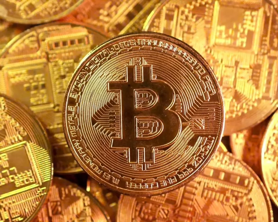 Guncang Pasar Keuangan Global, Bitcoin Ambles Terjun Bebas, Setengah Nilainya Hilang dalam 3 Bulan di Tengah Krisis Kripto