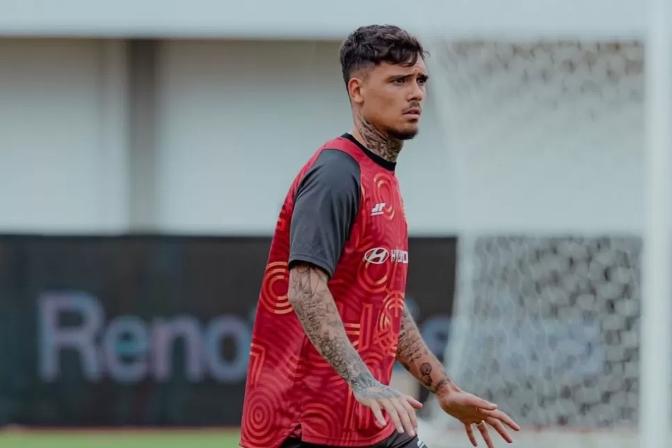 Shayne Pattynama Berharap Prestasi Futsal Menular ke Sepak Bola