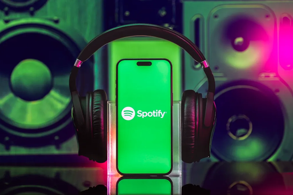 3 Fitur Lirik Baru Spotify: Ada Terjemahan, Preview di Layar, hingga Offline