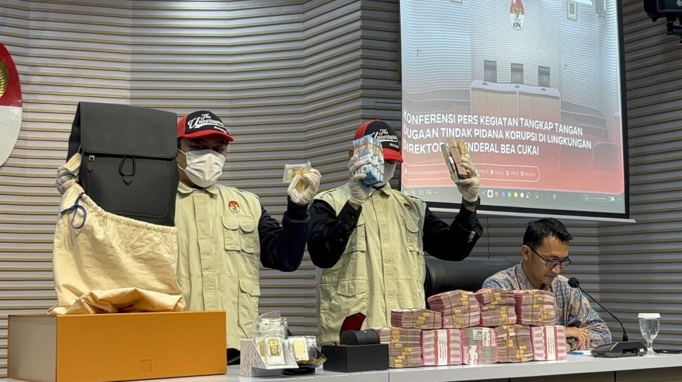 7 Fakta OTT KPK di Bea Cukai, Bos PT Blueray Jadi Buronan KPK!