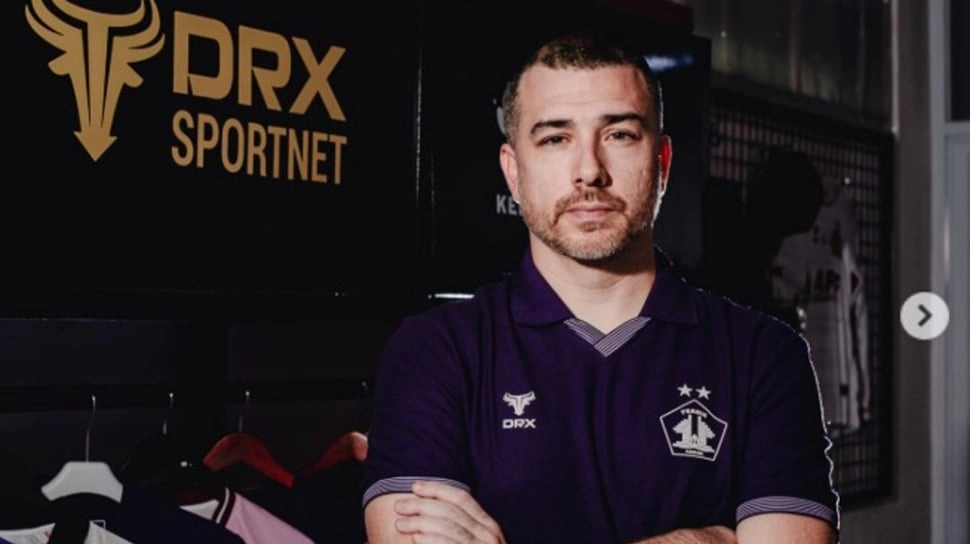 Marcos Reina Targetkan Sapu Bersih Poin Kandang Persik Kediri Demi Meroket ke Papan Atas Klasemen