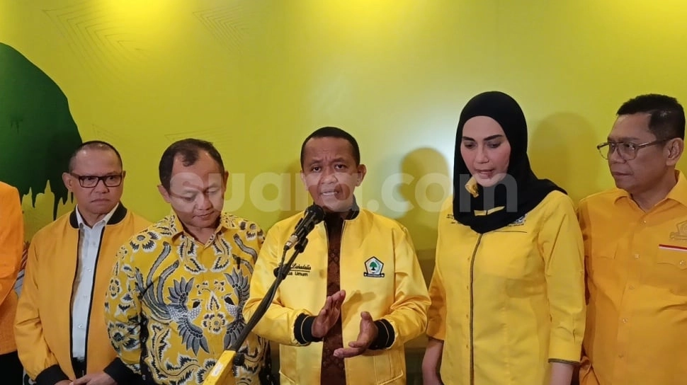 Tak Mau Ingkari Putusan Munas Golkar, Bahlil Tegaskan Bakal Dukung Prabowo-Gibran hingga Selesai