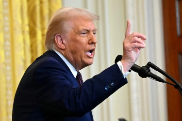 Trump Tolak Minta Maaf Usai Unggah Video Obama Mirip Monyet