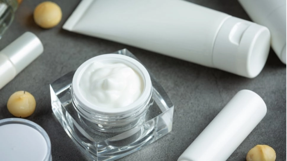 5 Sleeping Mask dengan Kolagen untuk Usia 40-an, Bikin Kulit Kencang saat Bangun Tidur