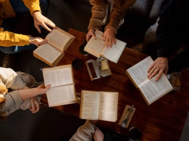 Bacaan Misa Gereja Katolik 8 Februari 2026: Hari Minggu Biasa V