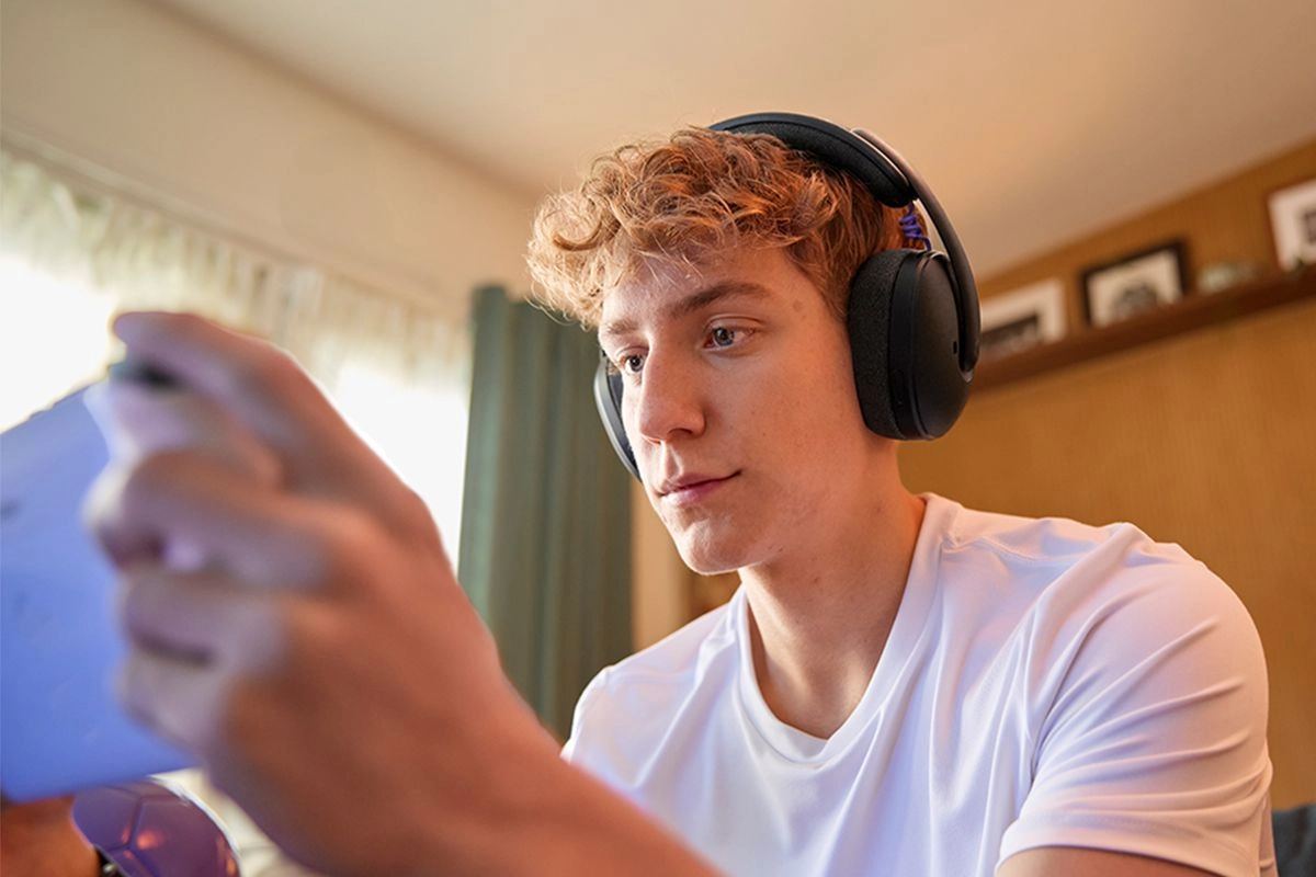 Headset Gaming Tanpa Kabel untuk PC dan HP: Logitech G325 Rilis di Indonesia