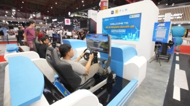 PLN Mobile  Perkuat Ekosistem EV Berbasis Green Energy, Dari Rumah Charging hingga SPKLU