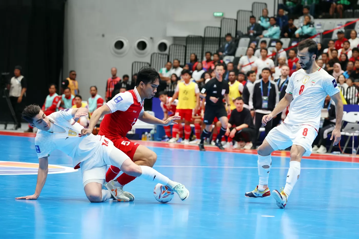 Israr Gagal Penalti vs Iran, Hector Souto Hadir Jaga Mental Pemain dan Menuai Apresiasi Publik