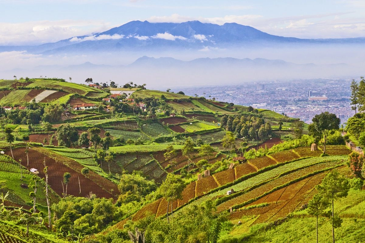 Long Weekend Imlek 2026, Ini 7 Wisata Ramah Keluarga di Bandung