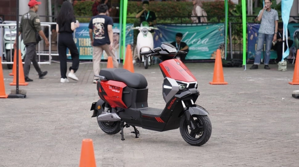 Apakah Sepeda Listrik Boleh Kena Hujan? Ini 5 Rekomendasi Selis Anti Air Terbaik