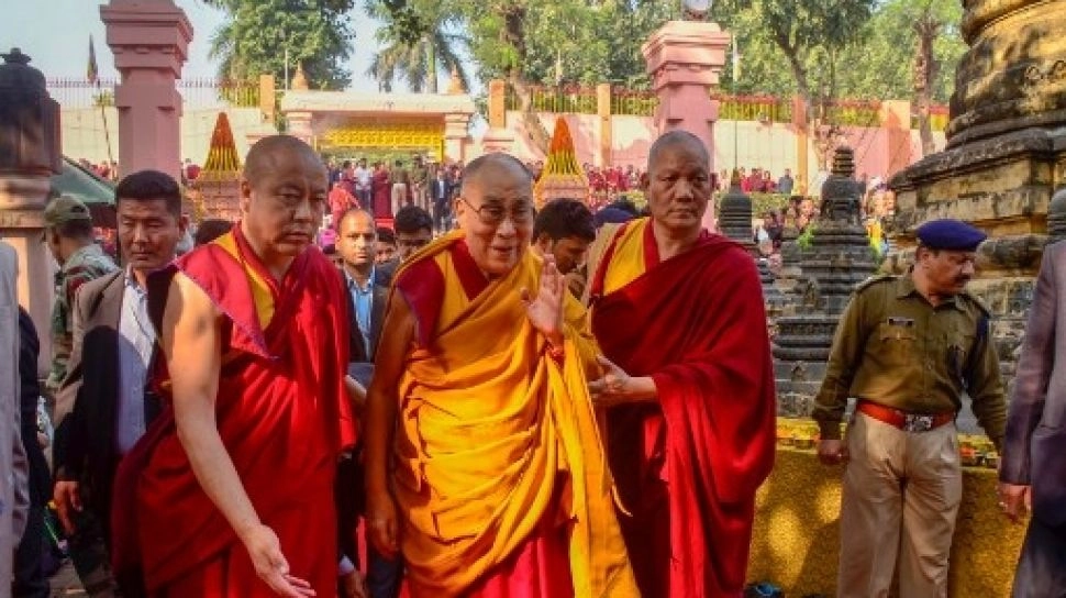 Dalai Lama Buka Suara soal Namanya Disebut Ratusan Kali dalam Dokumen Rahasia Epstein