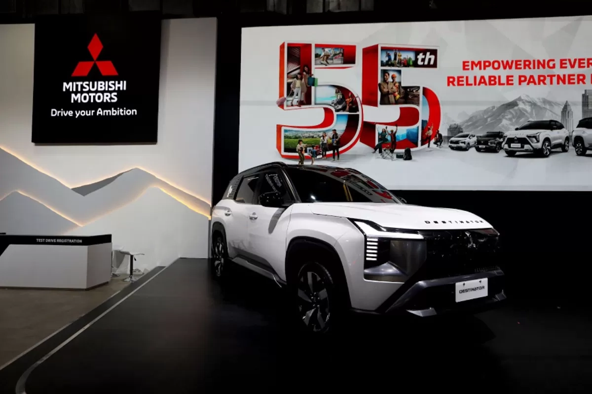 Mitsubishi Destinator 55th Anniversary Edition Tampil Lebih Mewah Berbasis Varian Tertinggi