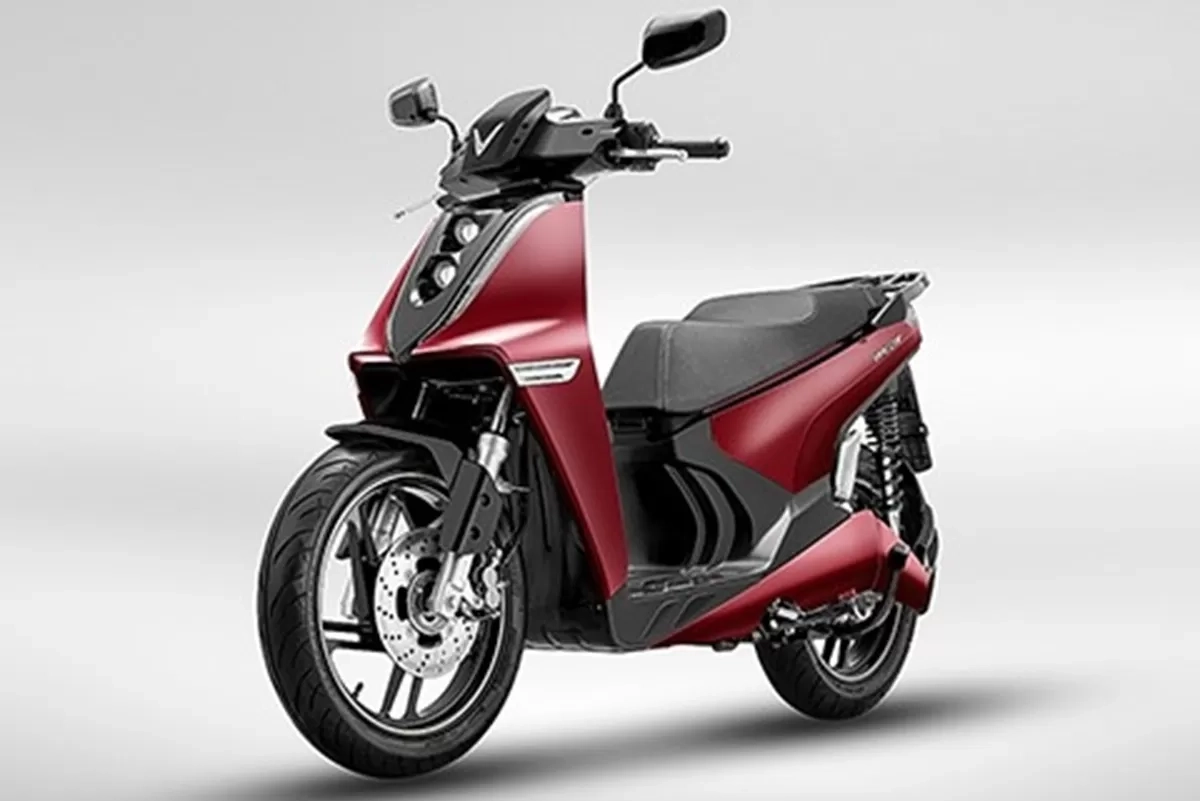 Mobilnya Sudah Banyak Merayap di Jalanan Indonesia, VinFast Siap Rilis Motor Listrik Semester Kedua