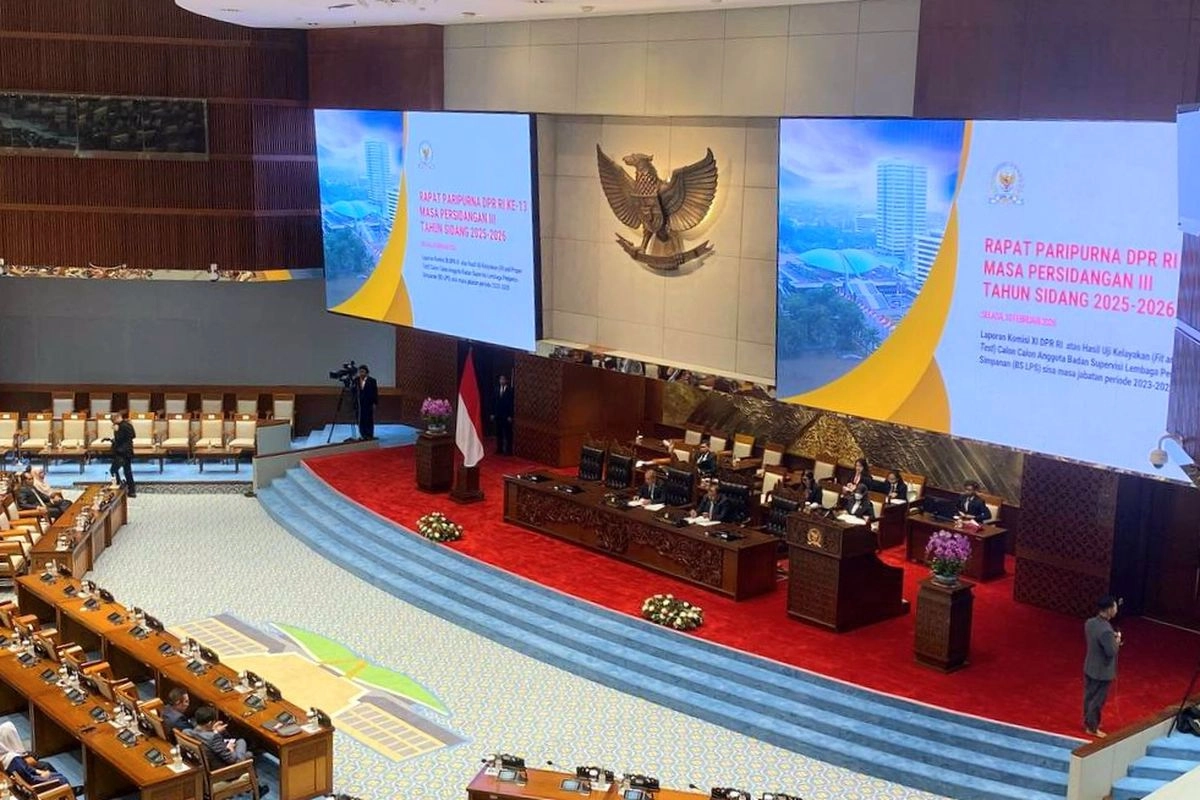 DPR Setujui 8 Calon Anggota Baznas Unsur Masyarakat 2025-2030
