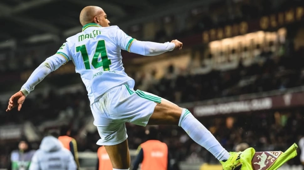 Cetak Dua Gol, Donyell Malen Pahlawan Kemenangan AS Roma atas Cagliari