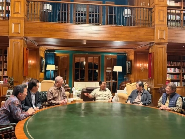 Prabowo Bertemu Lima Pengusaha Nasional, Boy Thohir hingga Anthony Salim di Hambalang