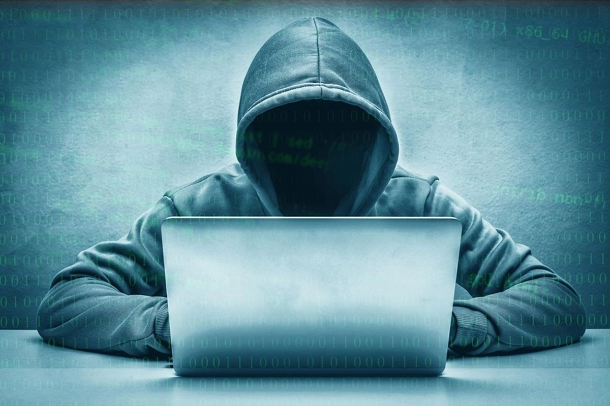 Dikira Wisatawan Biasa, Mata-mata Ketahuan Gegara Benda Ini