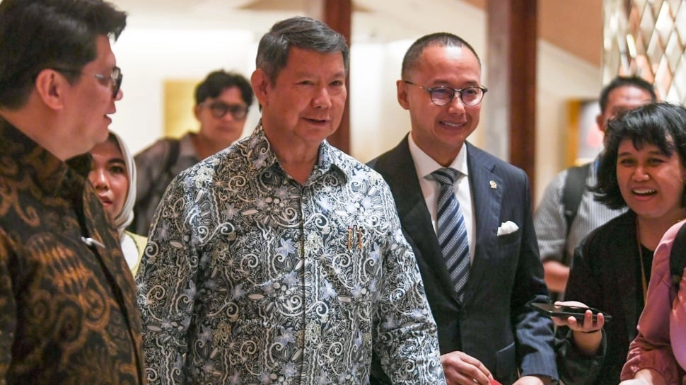 Membersihkan 'Telur-telur Busuk', Hashim Tegaskan Akan Ada Pejabat yang Dicopot Prabowo