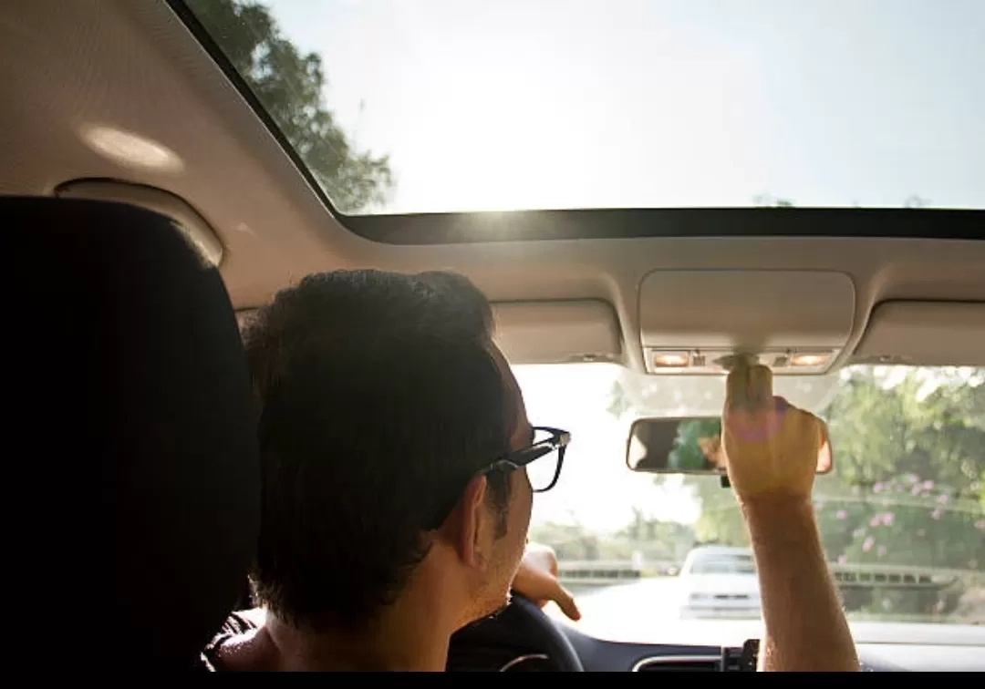 Jangan Asal Buka! Ini 5 Hal Penting yang Wajib Kamu Cek Sebelum Pakai Sunroof