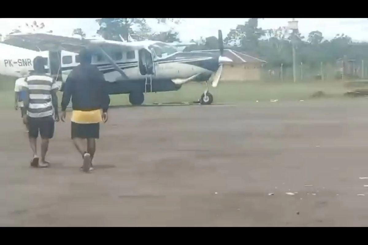 Aparat Kuasai Bandara Korowai Batu Usai Penembakan Pesawat Smart Air