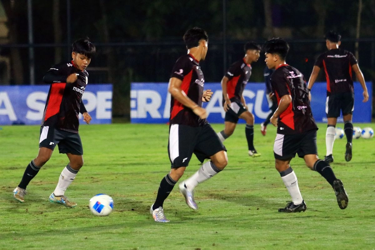 Dukungan Nova Arianto Untuk Kurniawan Dwi Yulianto di Timnas U17 Indonesia