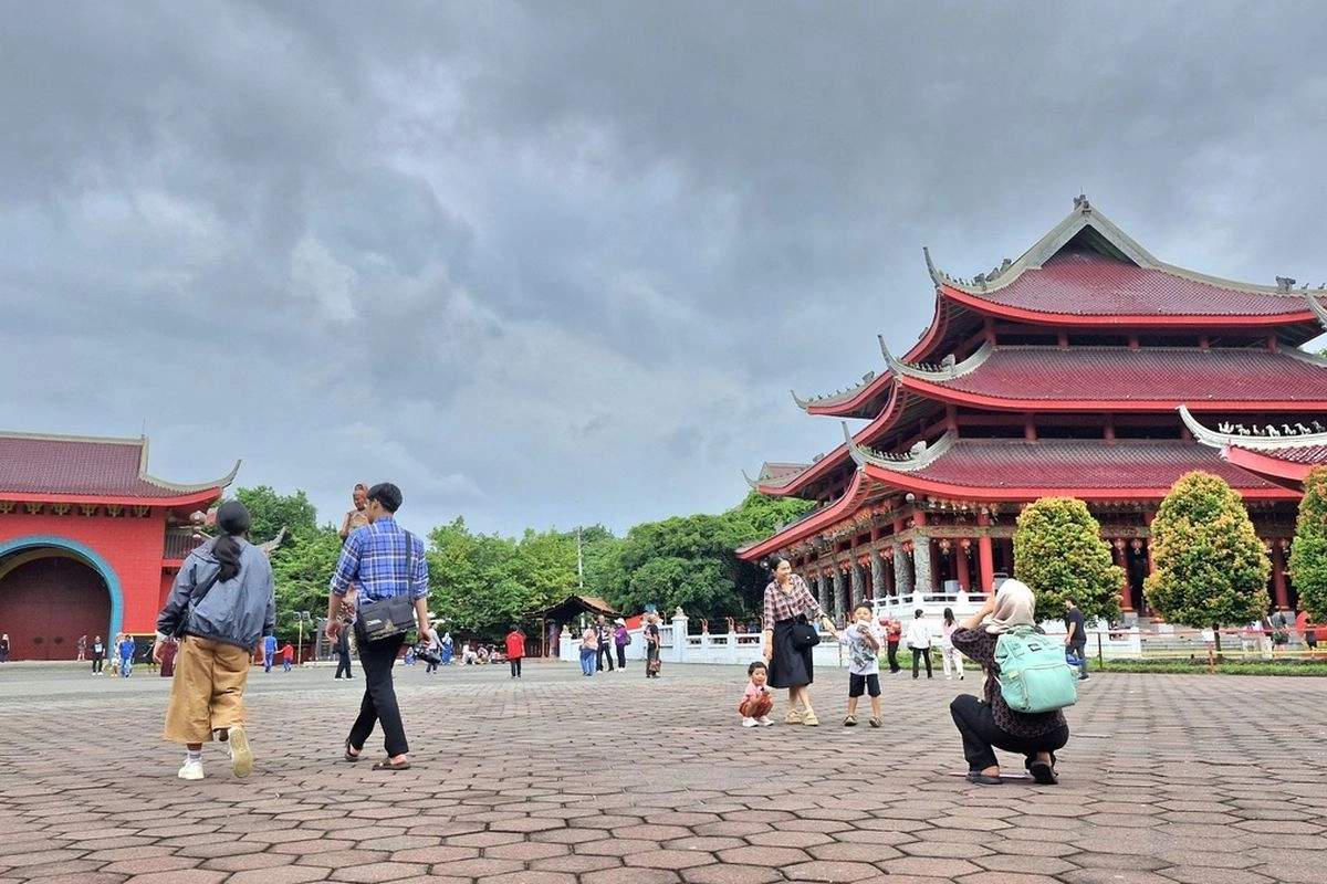Persiapan Kelenteng Sam Poo Kong dan Lawang Sewu di Semarang Sambut Libur Imlek 2026