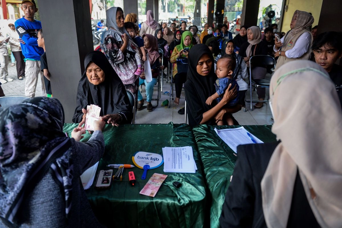 Praktik Serong ''Bantuan Pemerintah''