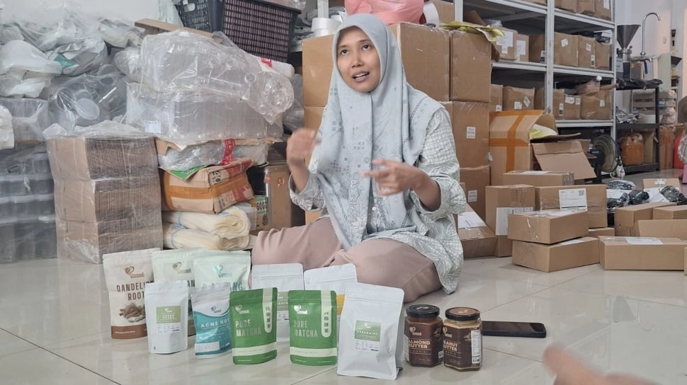 Pengidap Autoimun Ini Ubah Tanaman Herbal Jadi Ladang Cuan, Omzet Tembus Ratusan Juta