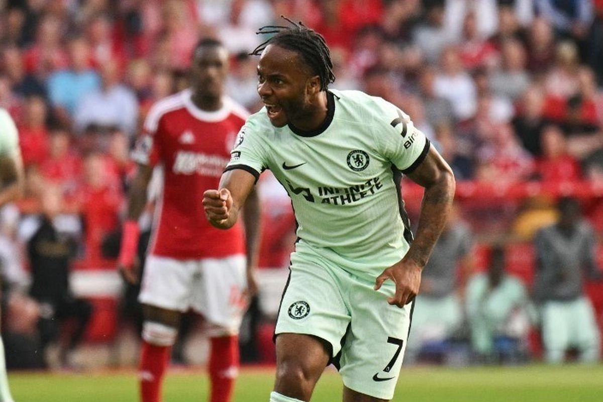 Raheem Sterling Resmi Gabung Feyenoord, Akan Jadi Musuh Maarten Paes dkk