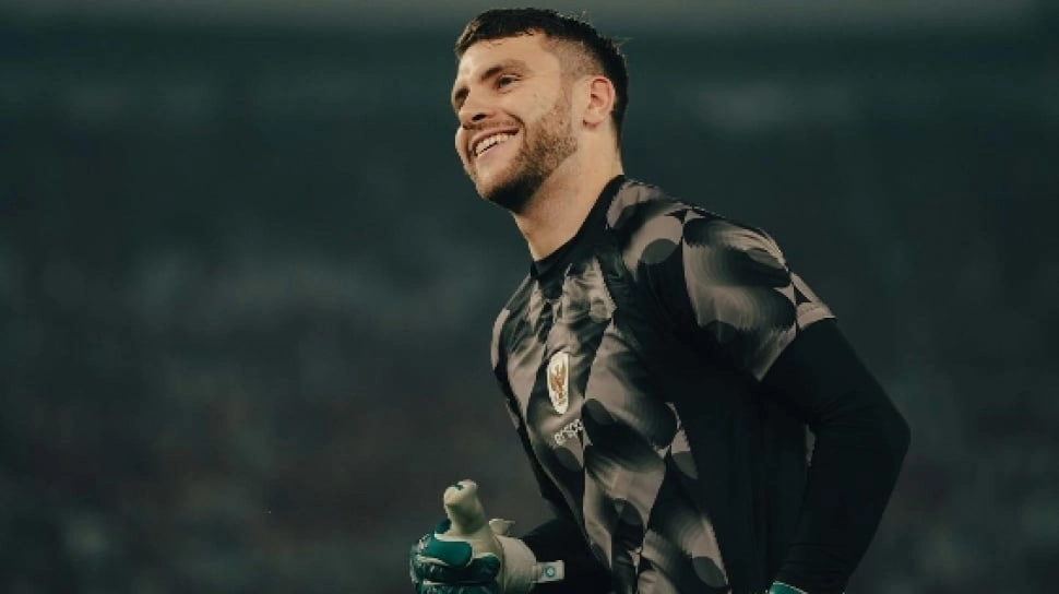 Klub Justin Hubner Jadi Musuh Perdana Maarten Paes!