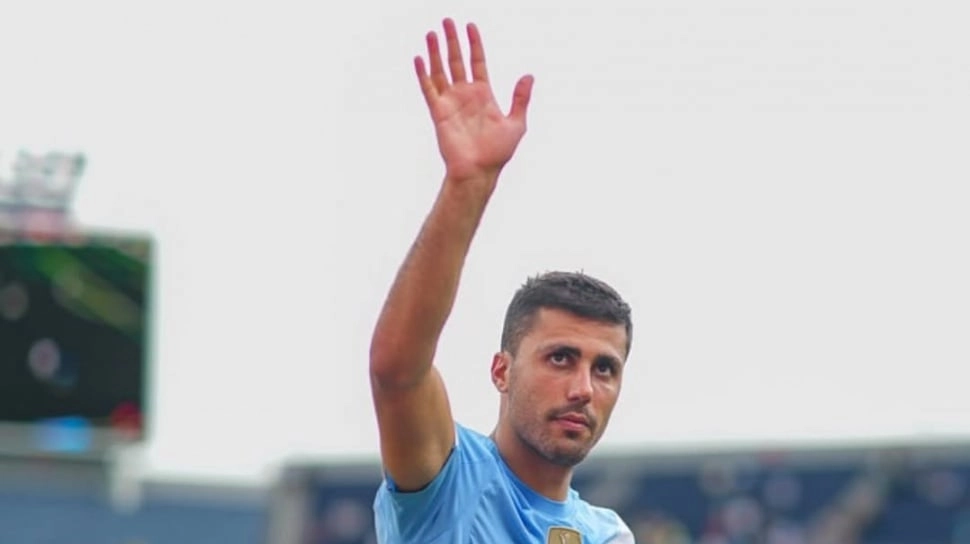 Rodri Terancam Sanksi Berat! FA Dakwa Gelandang Man City Usai Kritik Pedas Wasit