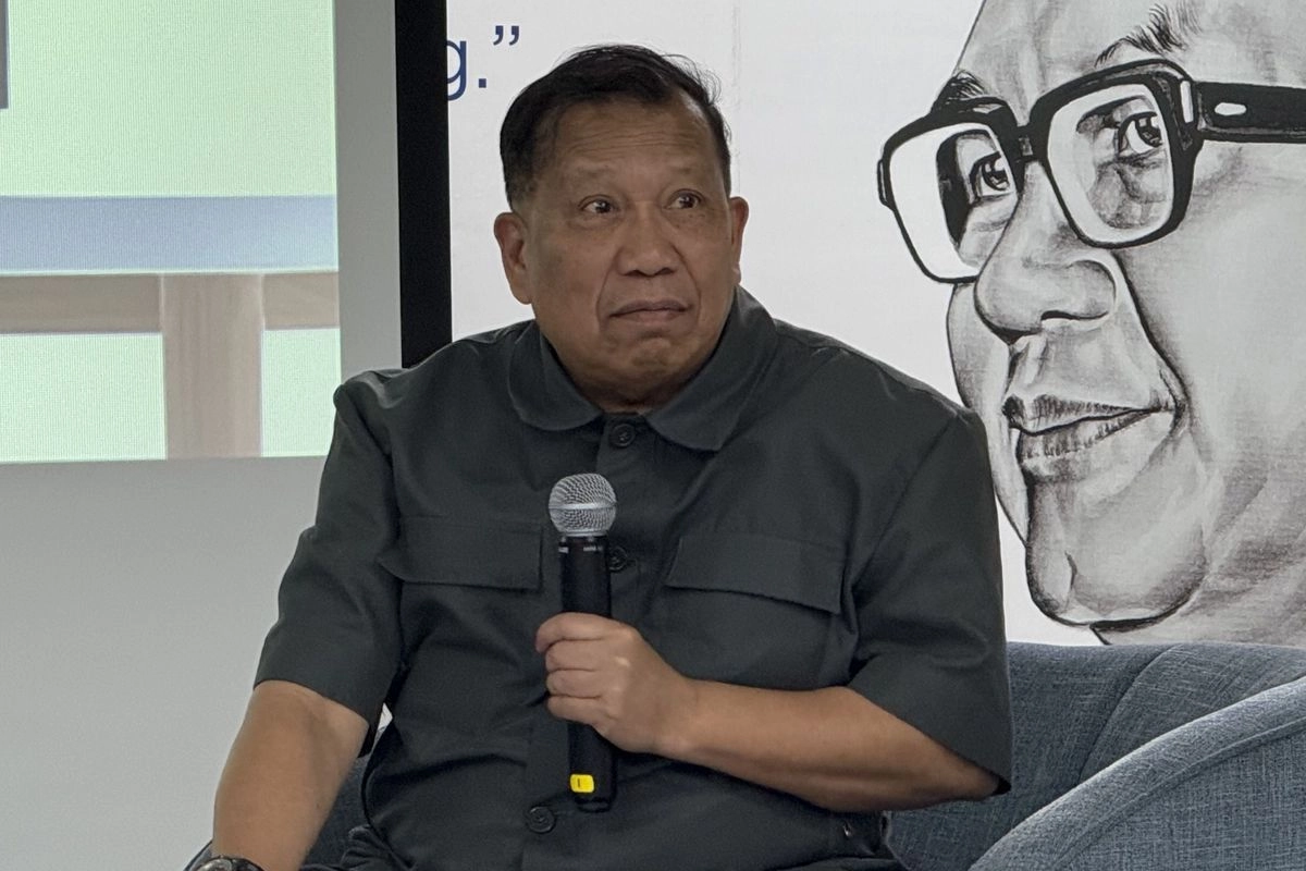 Cerita Hamid Awaluddin, Lebih Dikenal sebagai Penulis ketimbang Mantan Menteri