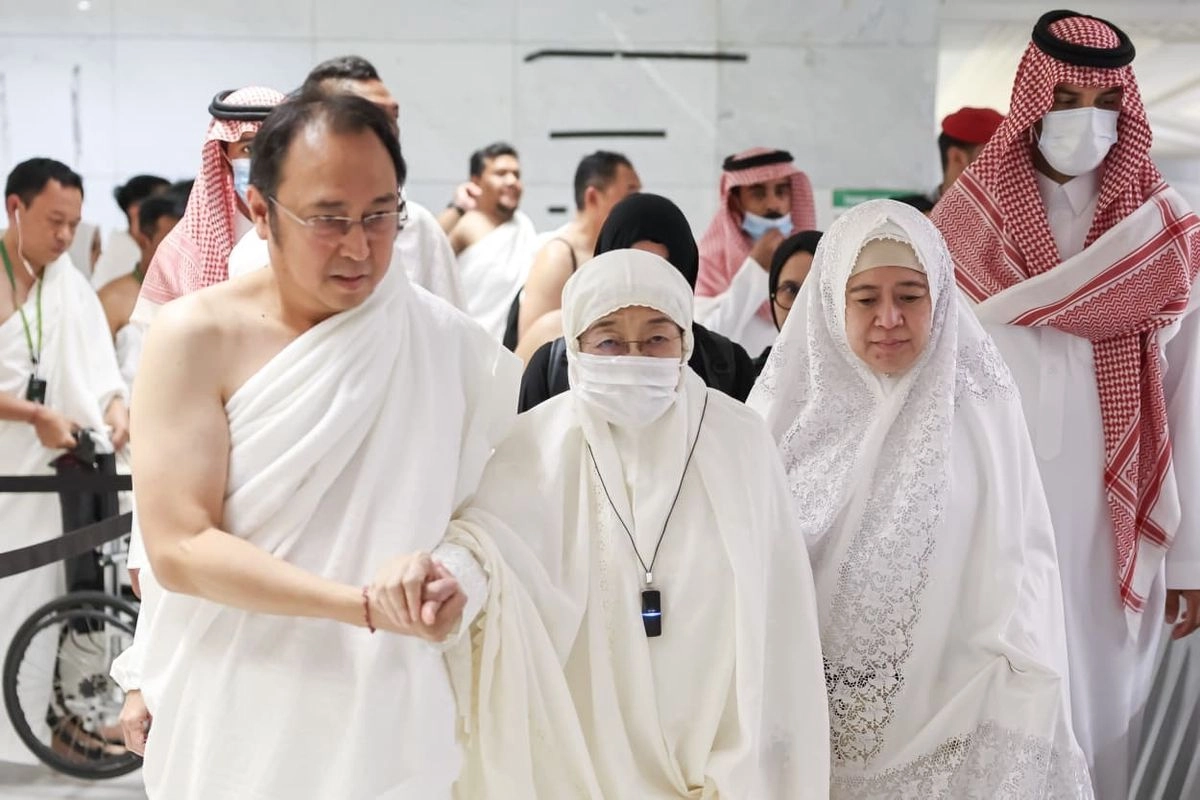 Jelang Ramadhan, Megawati dan Keluarga Tunaikan Umrah