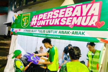 Ketika Kasih Sayang dari Bonek Jadi Asa untuk Anak-anak Indonesia...