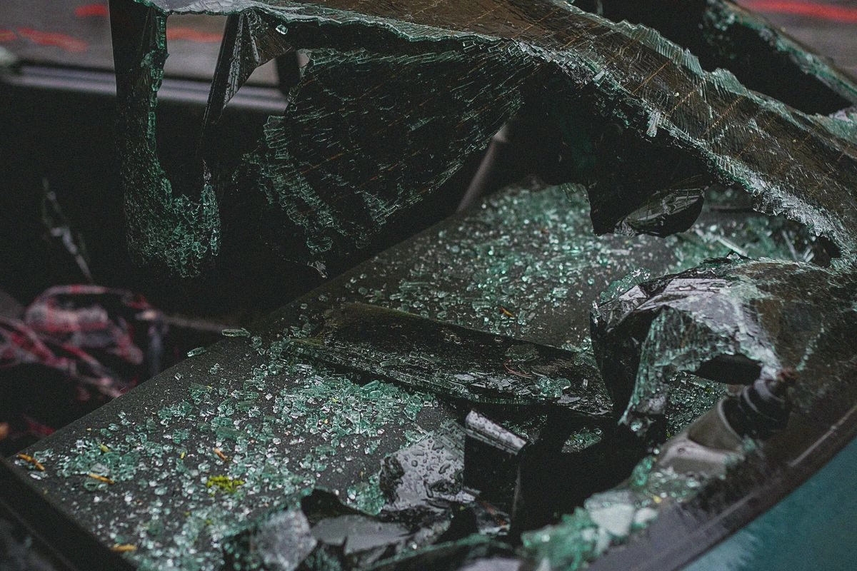 Kronologi Kecelakaan Beruntun Usai Anak Buka Pintu Mobil di Jalan, 2 Orang Terluka