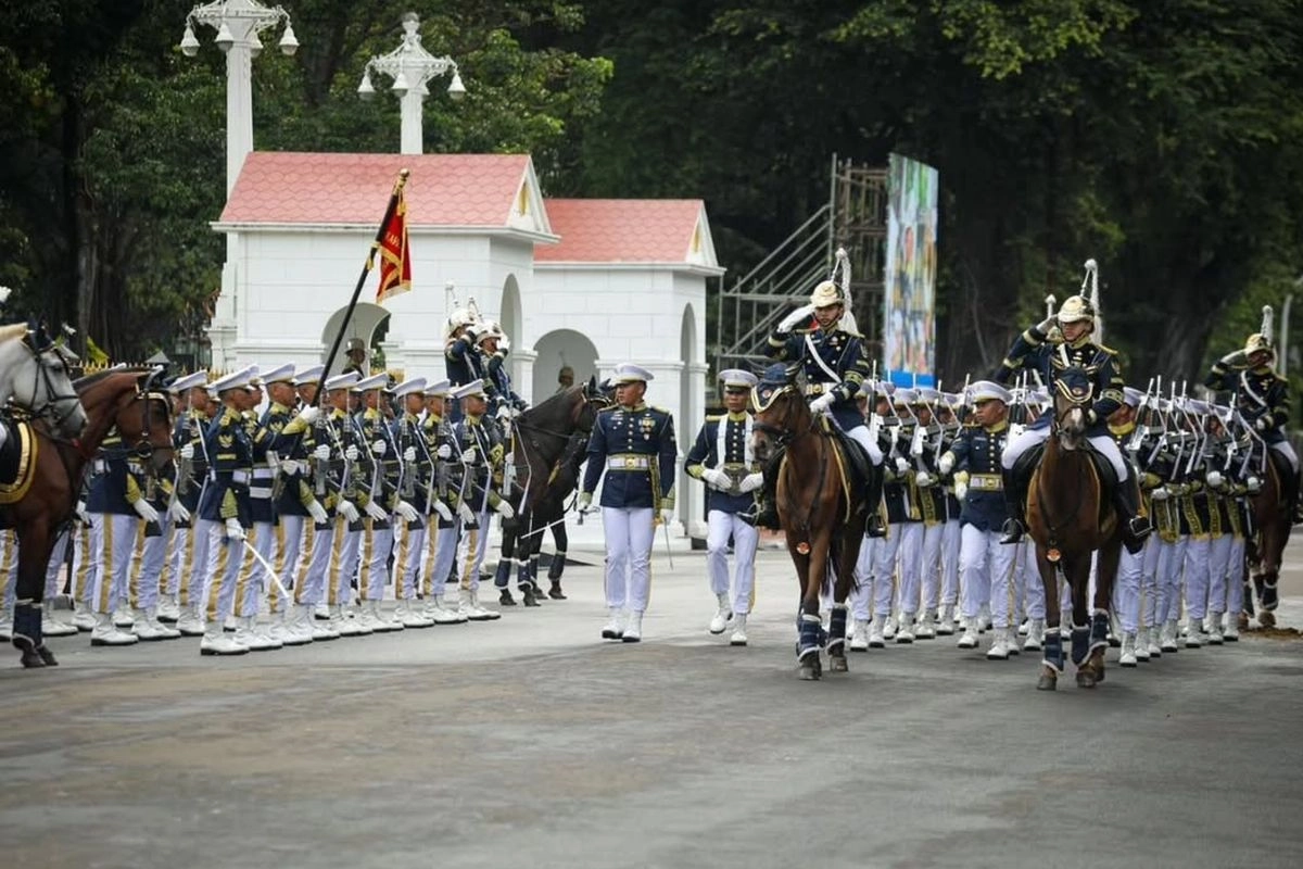 Melihat Aksi Paspampres di Pergantian Pasukan Istana Merdeka
