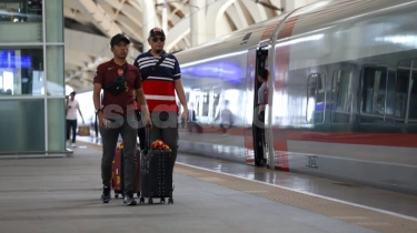 Libur Imlek: Penumpang Whoosh Naik Signifikan hingga 25 Ribu Orang Sehari