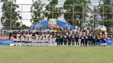 SD Kristen Manahan Solo Pertahankan Juara MilkLife Soccer Challenge