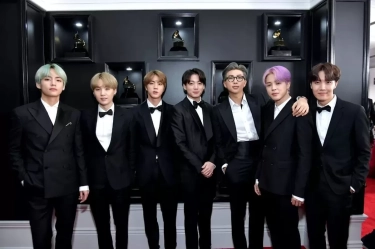 Bakal Konser di Indonesia, Kemenpar Bakal Tawarkan Kolaborasi Promsikan Wisata Nusantara ke BTS