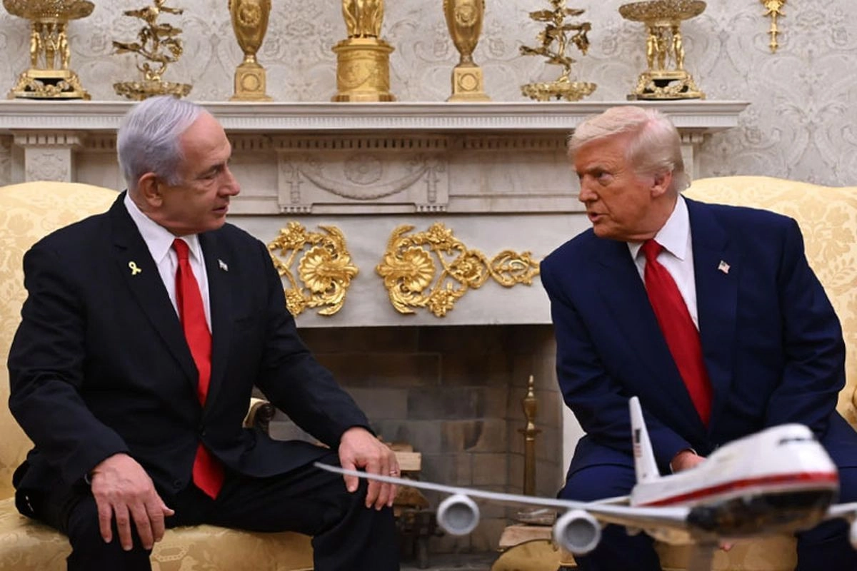 Trump dan Netanyahu Tekan Iran untuk Batasi Ekspor Minyak ke China