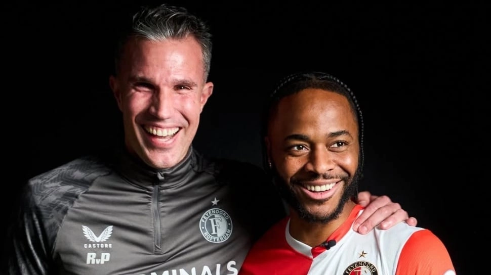 Raheem Sterling Terkendala Izin Kerja, Belum Bisa Latihan Bersama Feyenoord