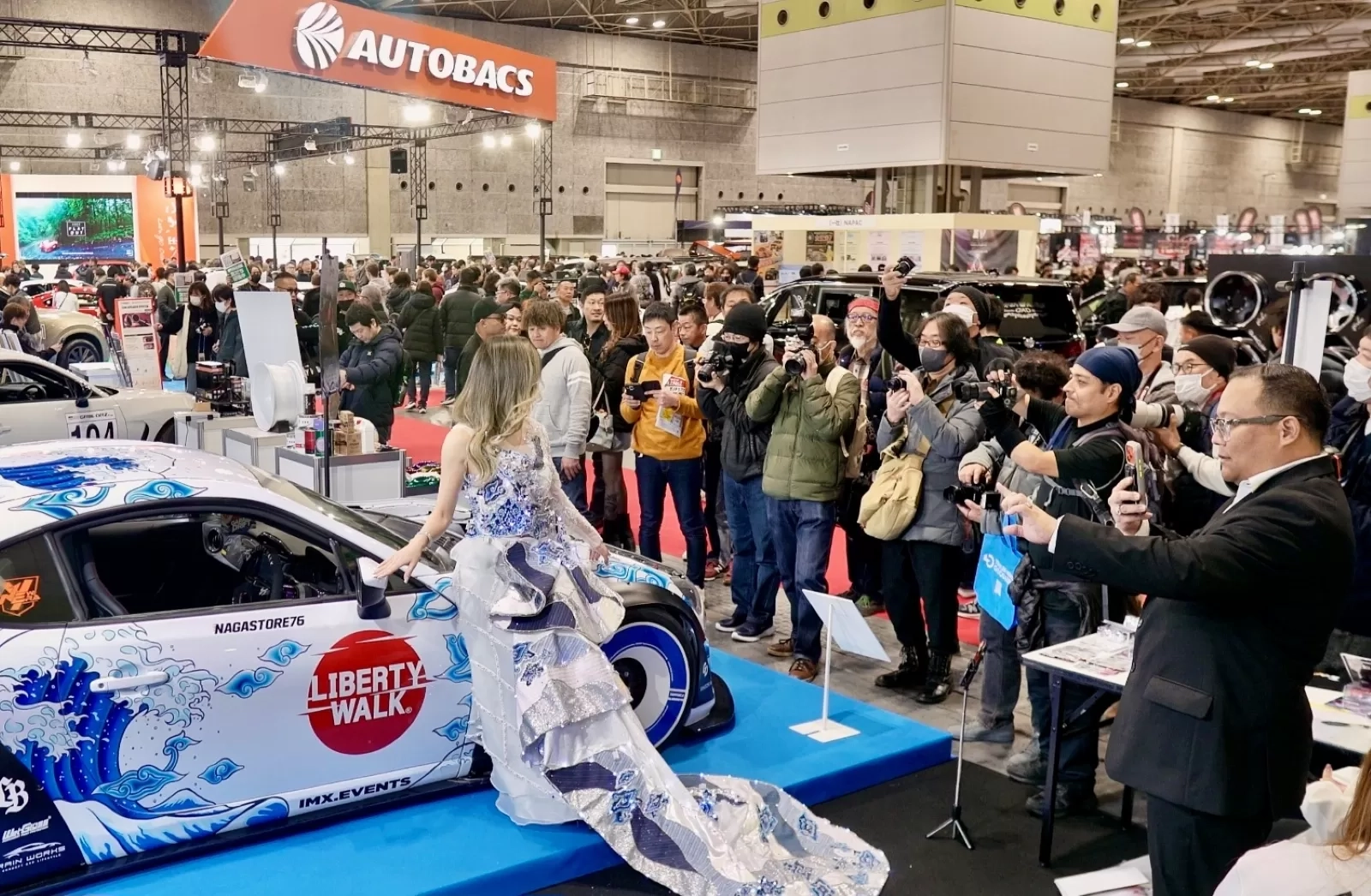 Modifikasi Indonesia Bersinar di Osaka Auto Messe 2026, Toyota 86 'Harmony of Waves' Curi Perhatian