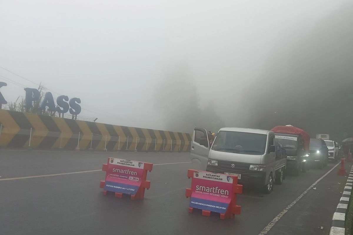 Kendaraan di Jalur Puncak-Cianjur Naik 20 Persen Saat Libur Imlek, Sistem Satu Arah Diberlakukan Lebih Cepat