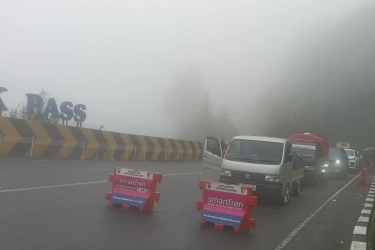 Kendaraan di Jalur Puncak-Cianjur Naik 20 Persen Saat Libur Imlek, Sistem Satu Arah Diberlakukan Lebih Cepat