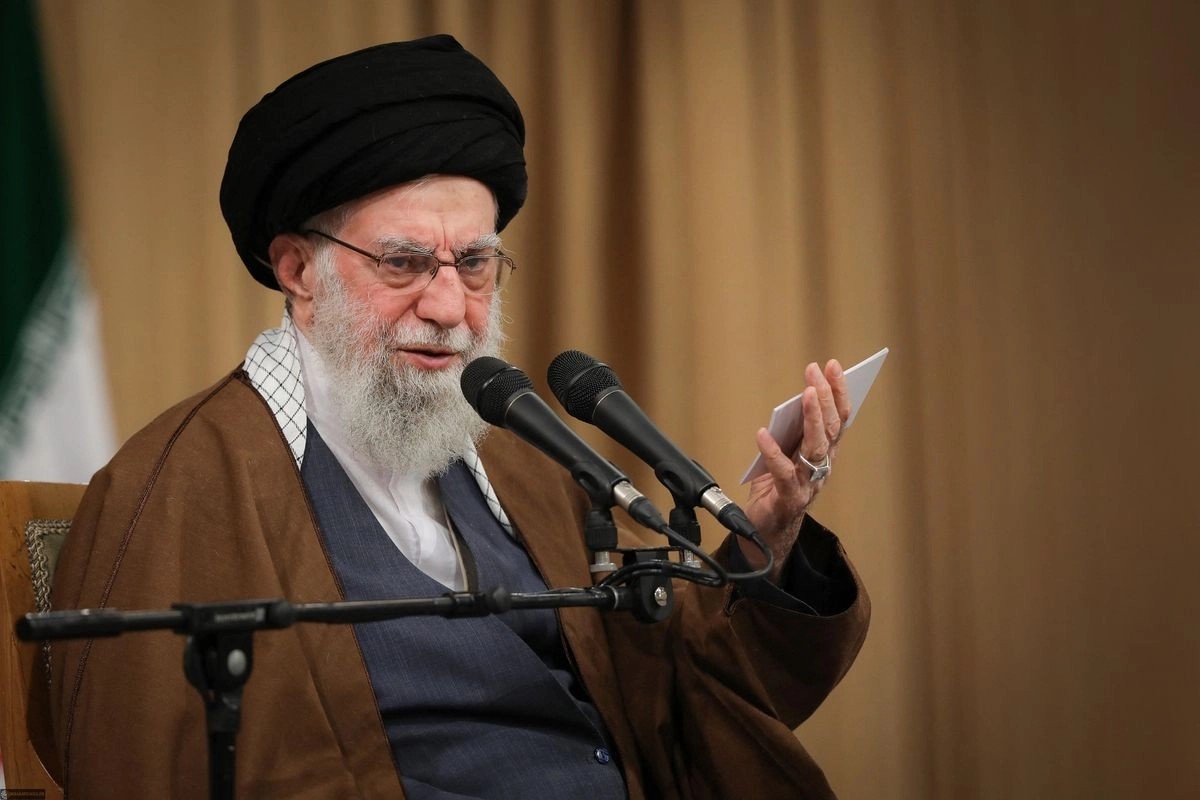 Peringatan Khamenei, AS Tak Akan Pernah Berhasil Hancurkan Iran