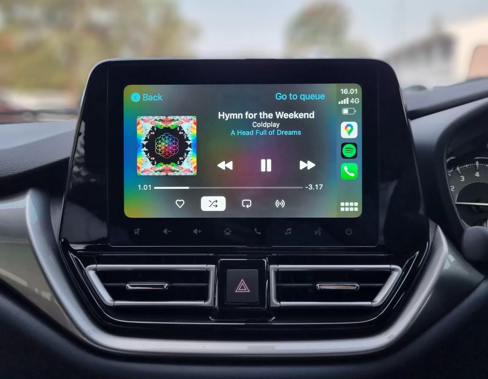 Ini 6 Aksesori agar Tetap Segar dan Anti Bosan saat Harus Ngabuburit di Dalam Mobil