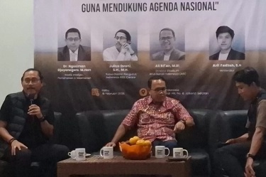 Soroti Reformasi Kultural, Julius Ibrani: Secara Konstitusi, Polri di Bawah Presiden